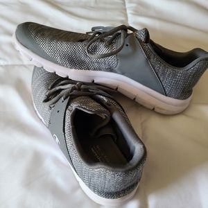 Mens sneakers